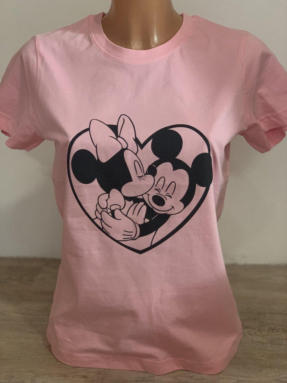 Ženské tričko s Minnie a Mickey Mouse